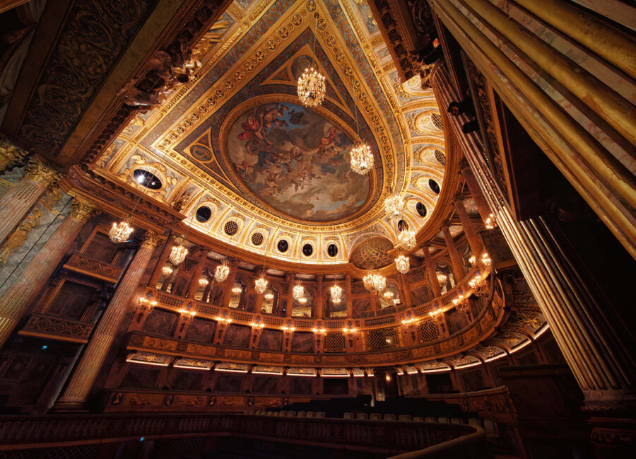 Robe Royal Opera Versailles 2 photo © Pascal Le Mee