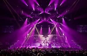 Robe Ariana Grande 07