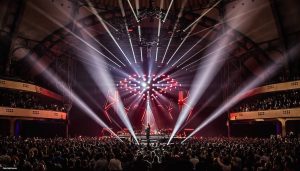 0512_HR_Final-Selection-2_ANDREAS-BOURANI-HEY-LIVE_Festhalle-Frankfurt_160124_Photo-Ralph@Larmann_com_242A9718