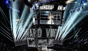 NEW YORK, NY - AUGUST 28: Rihanna accepts the Video Vanguard award onstage during the 2016 MTV Music Video Awards at Madison Square Gareden on August 28, 2016 in New York City. (Photo by Michael Loccisano/Getty Images)