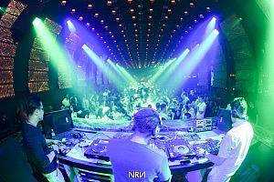 Jakarta clubs - Dragonfly_1 © LEDsCONTROL (low)